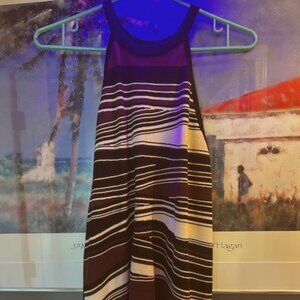 Le Chateau Black Graphic Knit Halter Sleeveless Top